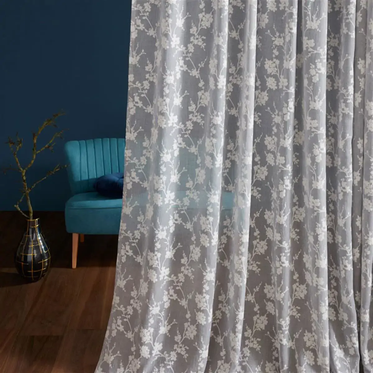 lino decorato